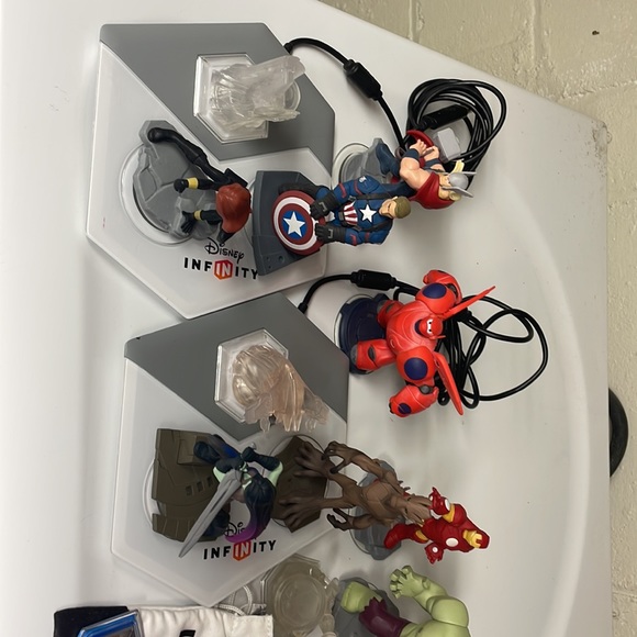 Disney Infinity Lot. XBOX ONE game, 2 platforms 2 discs w/bag and var figs - Picture 6 of 10